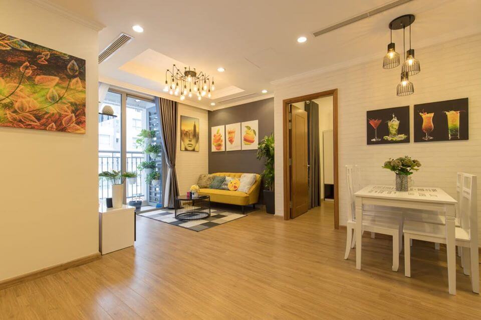 Thue-2-phong-ngu-times-city